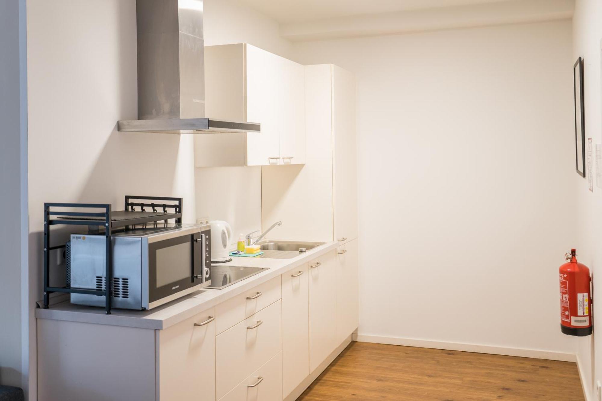 Fantastic 2 Bedroom Apartment Berlin Bagian luar foto